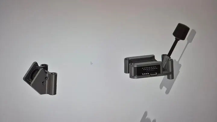 Prototypy złączy i obudów wykonane w druku 3D